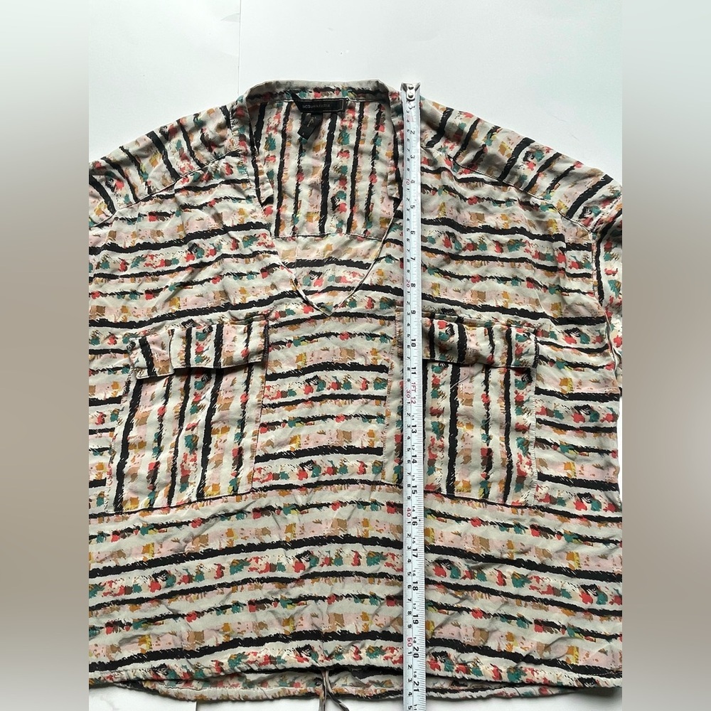 BCBGMaxAzria silk printed Multicolor Striped Blouse - Picture 6 of 9